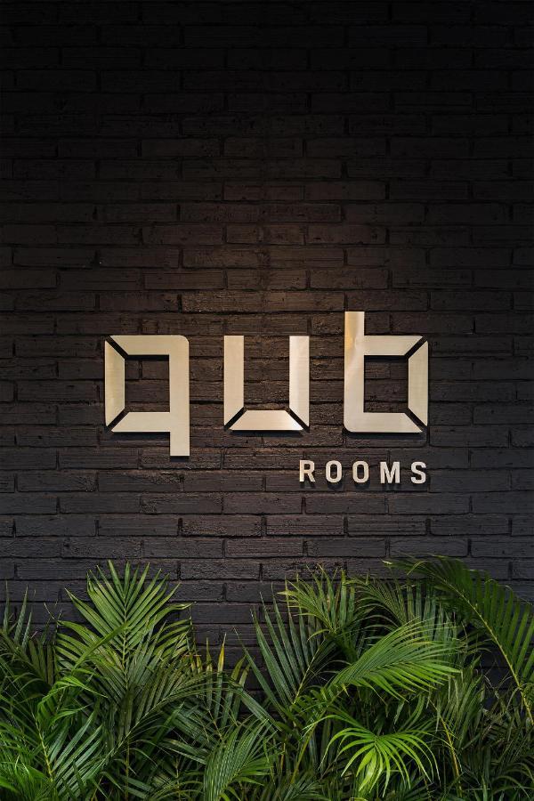 Qub Rooms Semarang Exterior photo